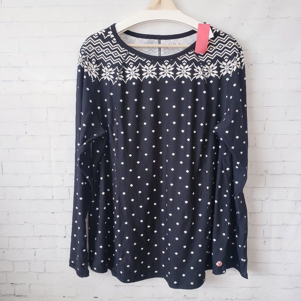 Livi Active Navy Long Sleeve Tee with White Snowflake Pattern